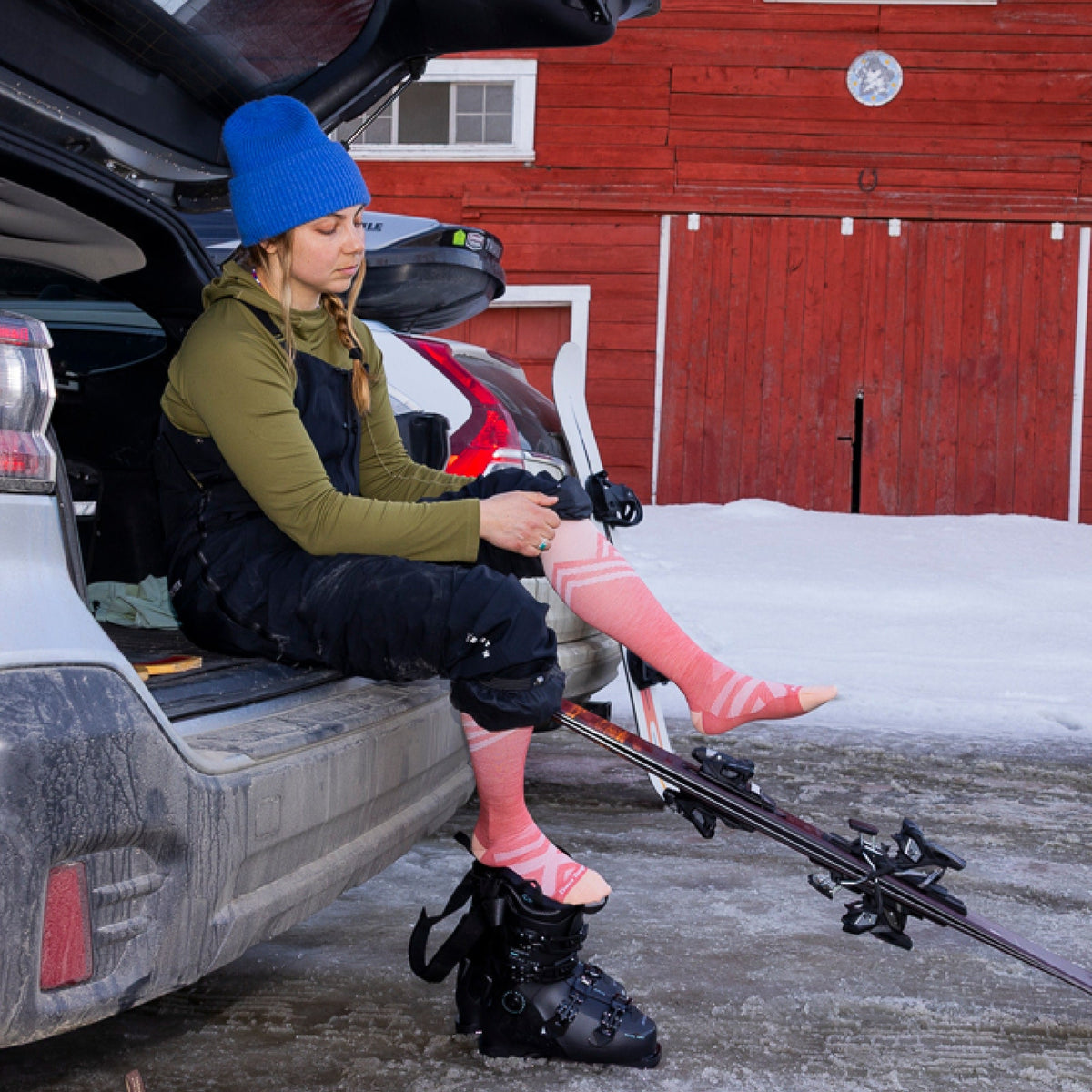 Women's Peaks RFL Over-the-Calf Ultra-Lightweight Ski & Snowboard Socks